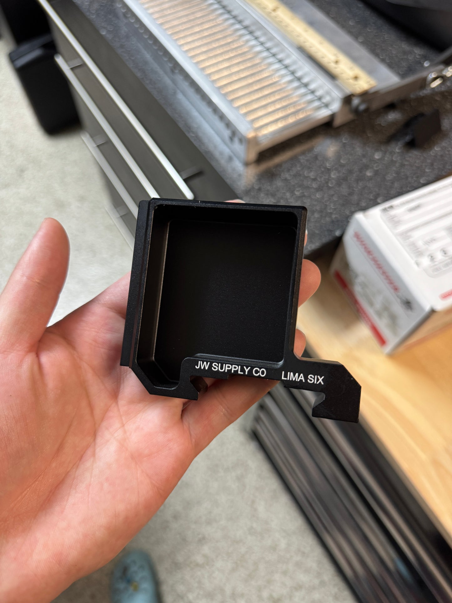 Lima Six AR Mag Adaptor