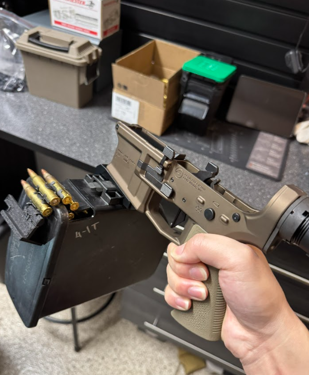 Lima Six AR Mag Adaptor